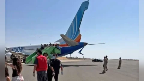 حادث رحلة فلاي دبي المتجهة إلى تل أبيب وهبوطها اضطرارياً في السعودية
